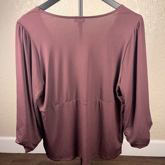 Torrid Studio Knit V-Neck Top Plus Size 1 Sassafras Quarter Sleeve Shirred - Picture 4 of 12